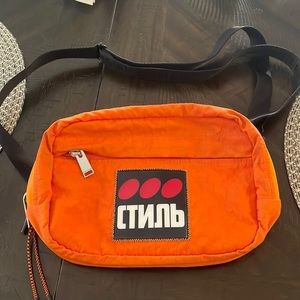 Heron Preston cross body